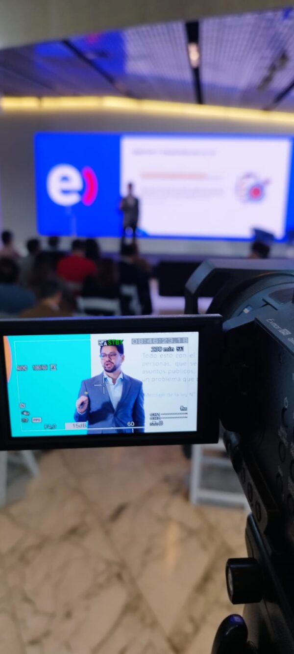 VIDEO BÁSICO CON REALIZACIÓN AUDIOVISUAL - Imagen 5